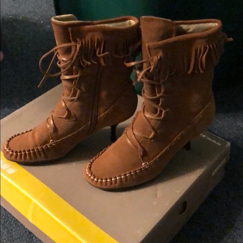 Lace up boots